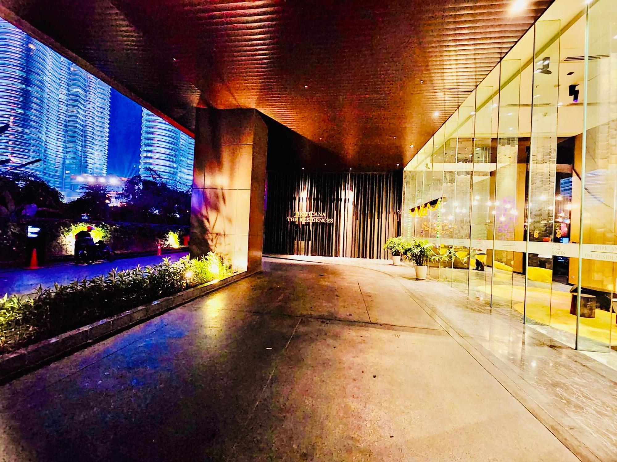 Tropicana Residence Klcc @ Roof Top Swimming Pool Kuala Lumpur Exterior foto